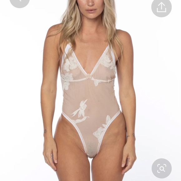 Only worn once for a photo shoot. :) - Picture 1 of 6